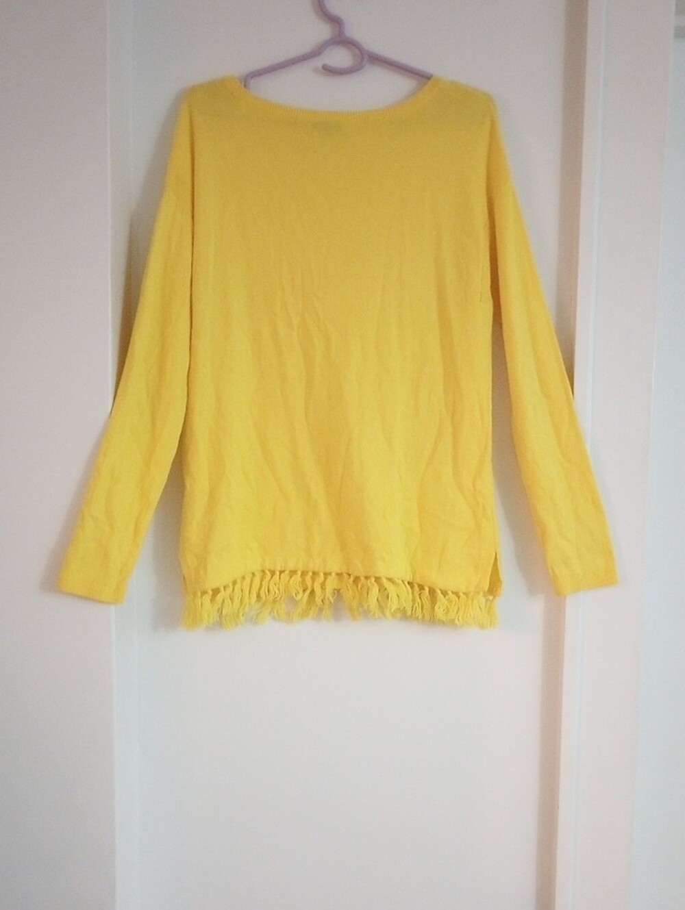 Talbots Cashmere Blend Bright Yellow Fringe Hem Sweater Size S - Picture 7 of 7